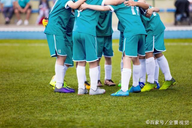 Skip：文班亚马在关键时刻拉胯了 他投丢了两个关键球+致命的失误